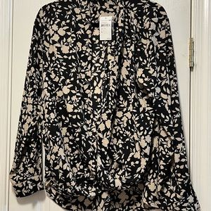Super cute Black & Cream Blouse. Size XL
